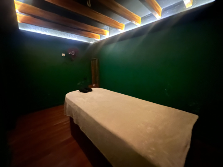 Swedsh massage in Secunderabad, Telangana